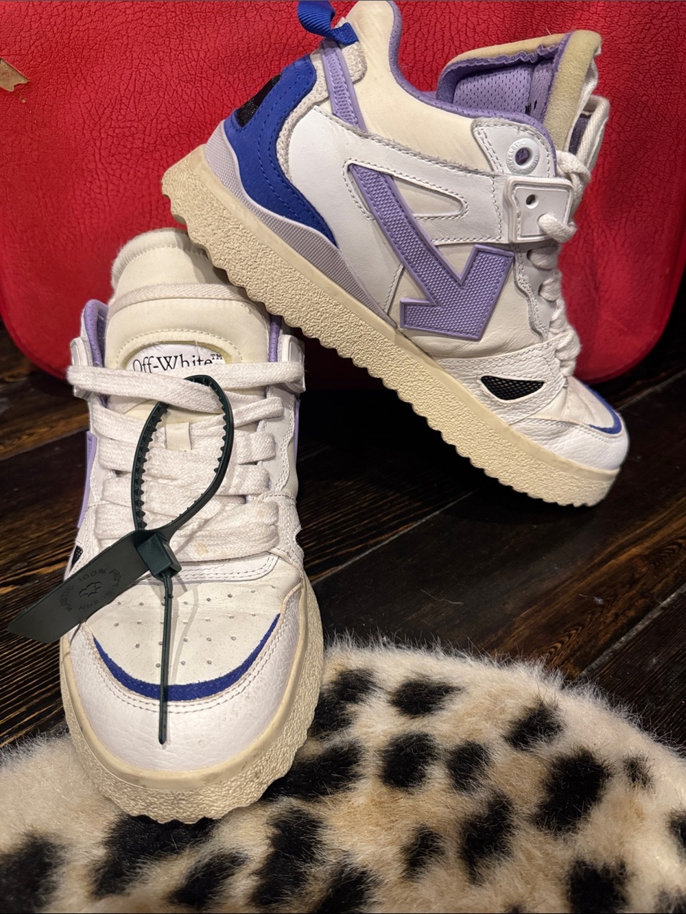 Off-White Cream and Purple Low-Top Sneakers - Picture 4 of 9